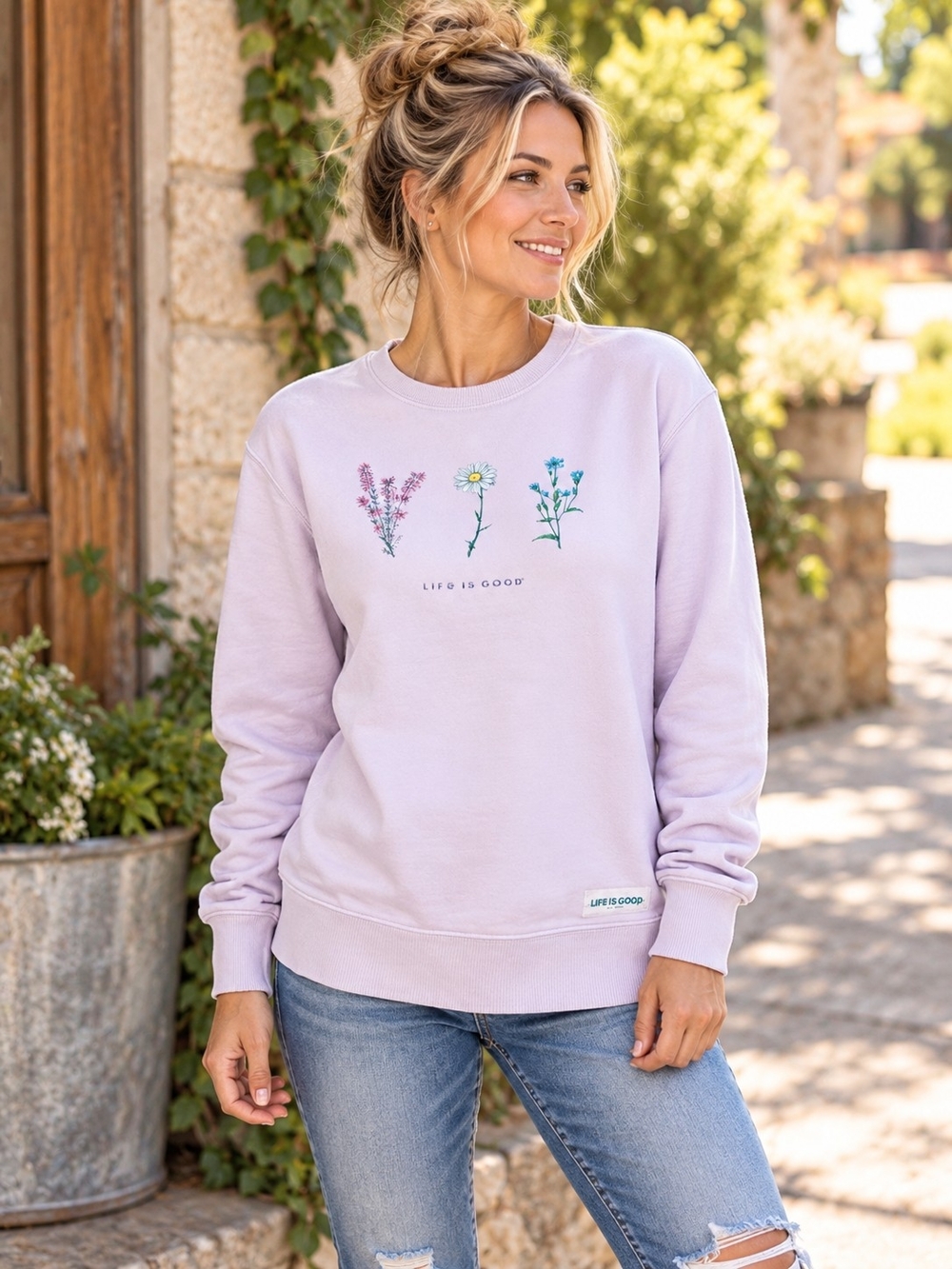 Life is Good Women’s Medium Pink Floral Crewneck Sweatshirt Cotton Pullover